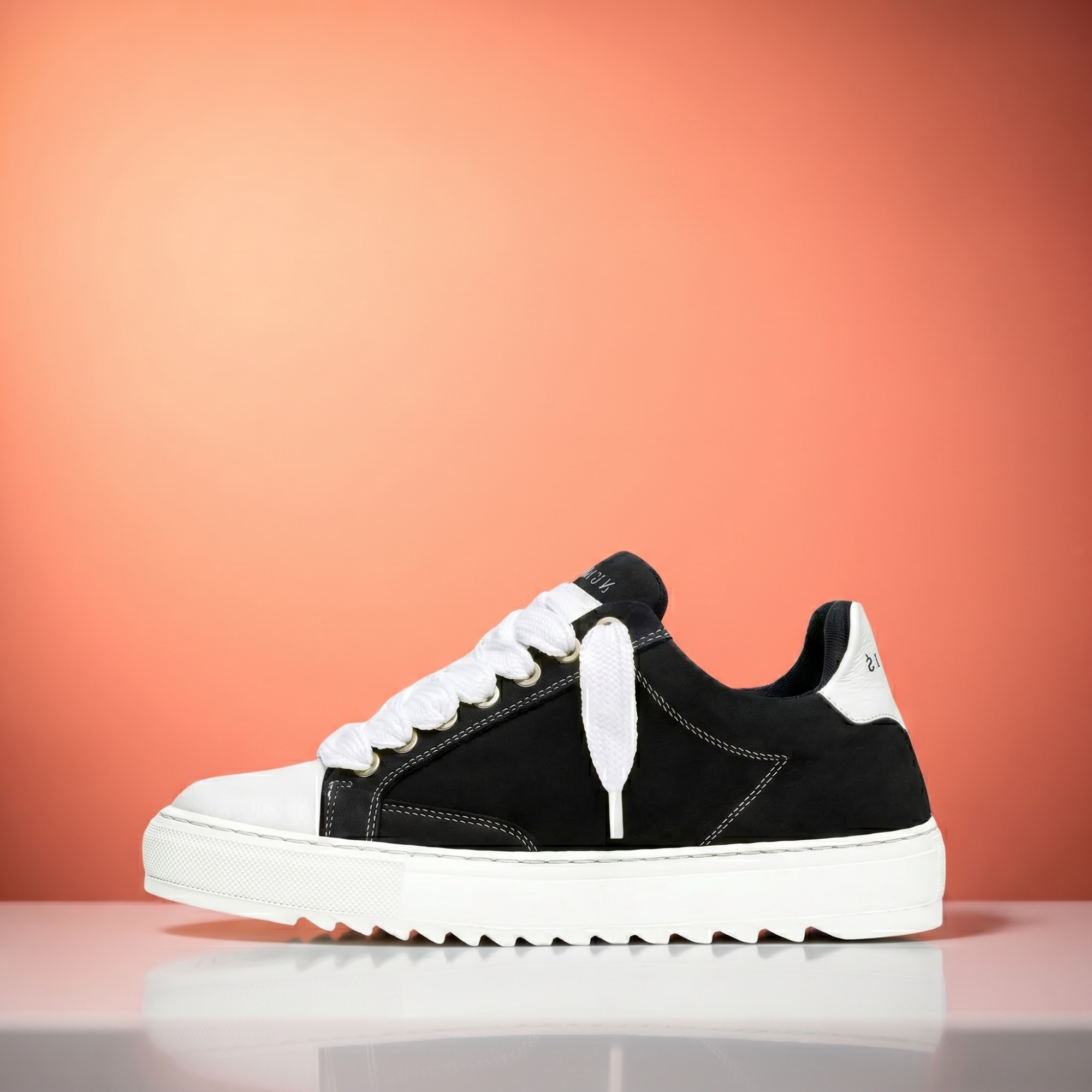 Numeris Atelier — Black/White