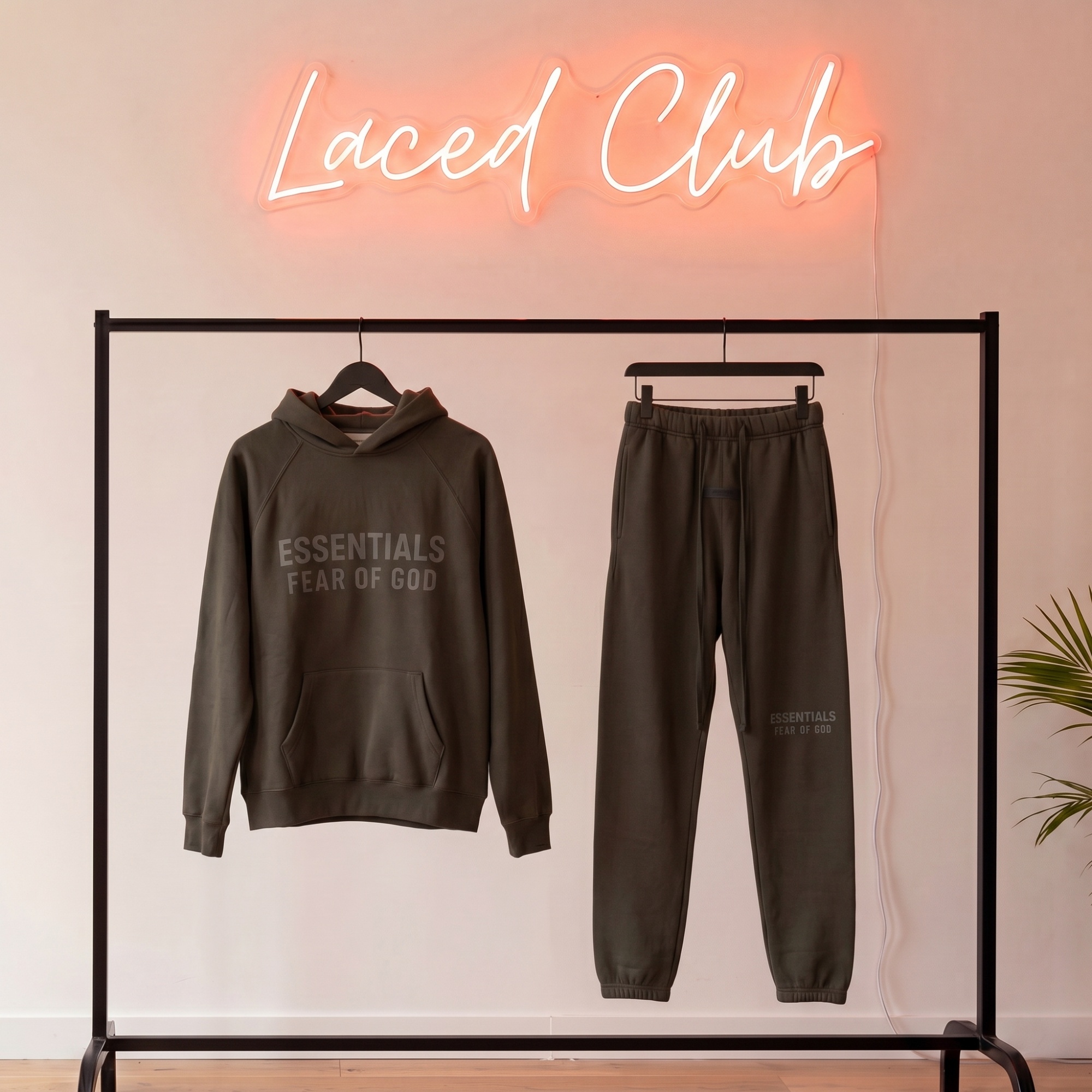 Fear of God Essentials Fleece Set — Brown